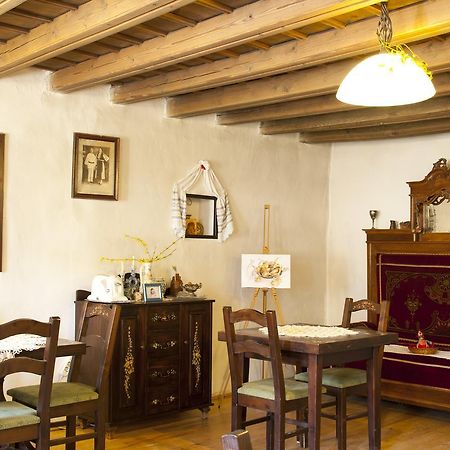 Casa Cu Zorele, Crit 189 ภายนอก รูปภาพ