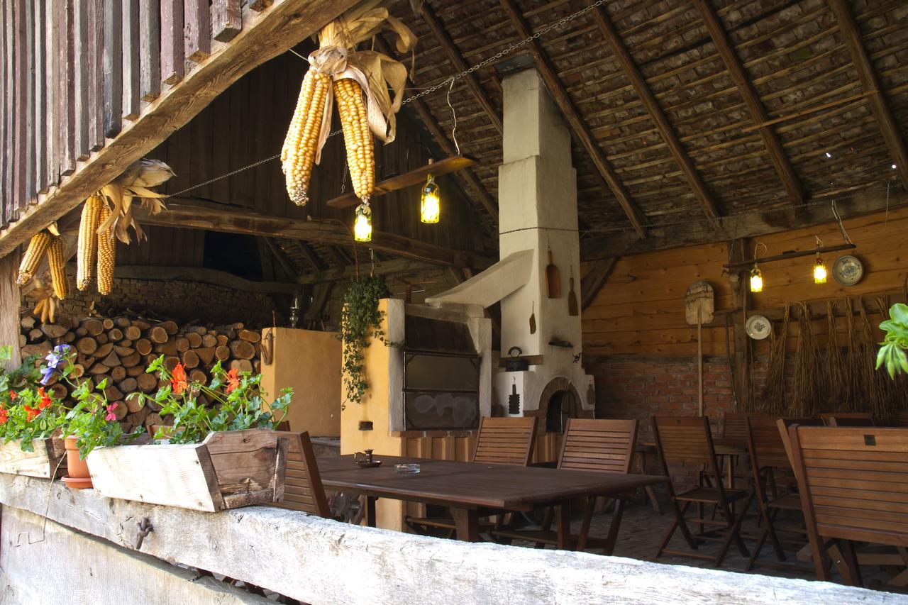 Casa Cu Zorele, Crit 189 ภายนอก รูปภาพ