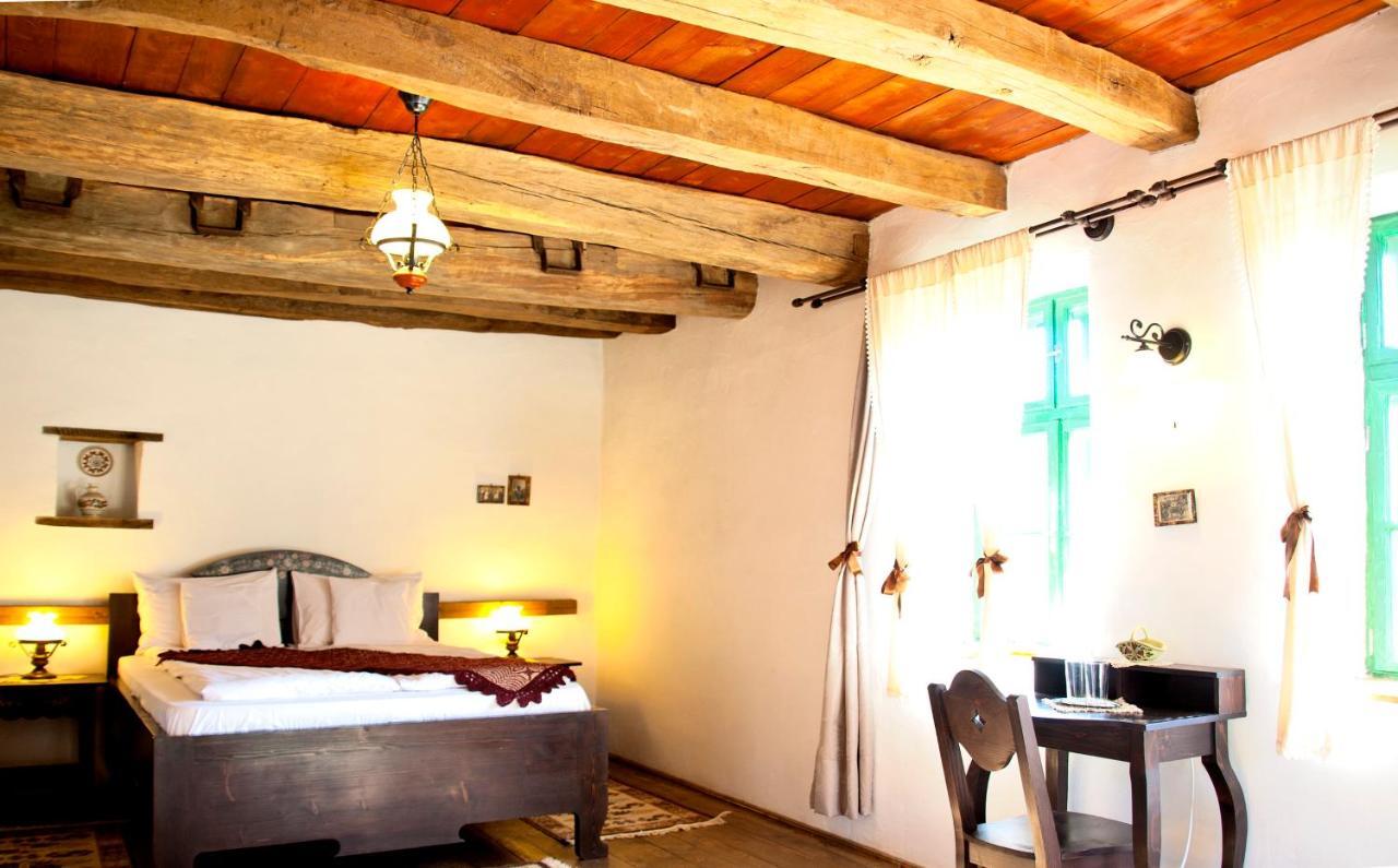 Casa Cu Zorele, Crit 189 ภายนอก รูปภาพ